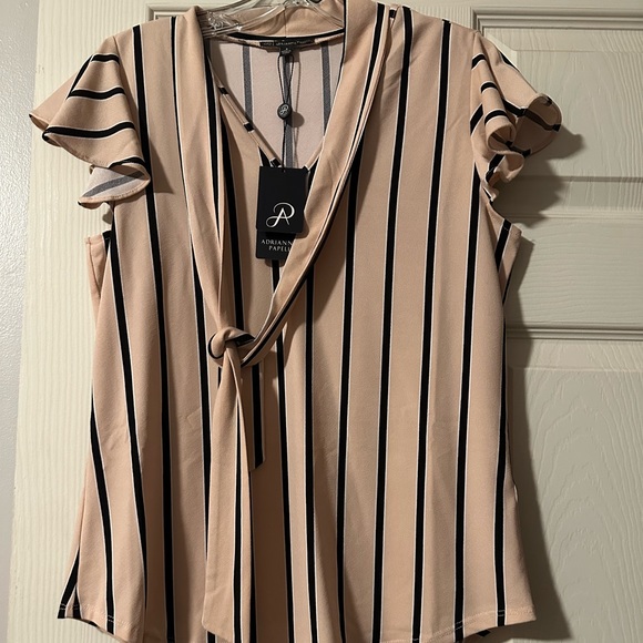 NEW with tags. Dress shirt. Size Small - Picture 1 of 3